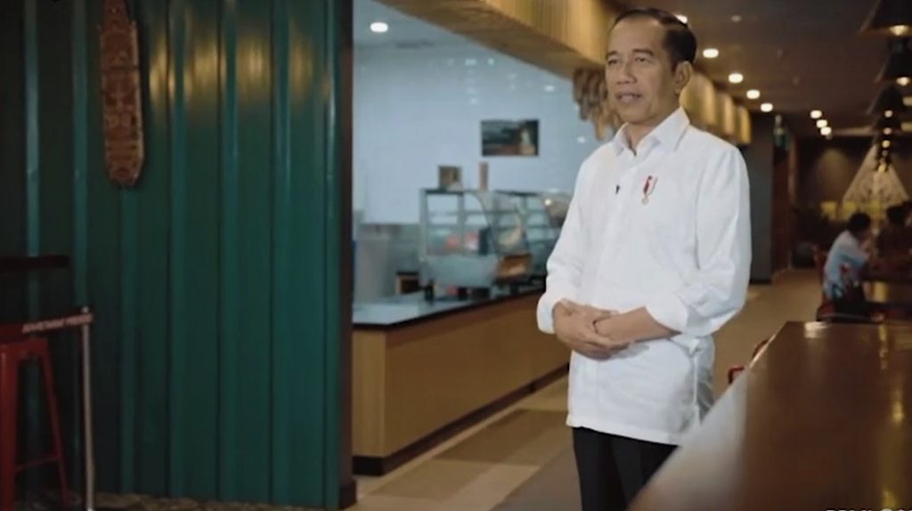 20200305_Jokowi Korona