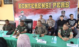 Konferensi pers pasca evakuasi eksodus warga Distrik Paro Kabupaten Nduga di Kantor Pelayanan Polres Mimika, Kabupaten Mimika, Provinsi Papua Tengah, Jumat (10/2/2023).